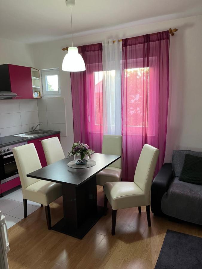 Apartment Ruzica Sukošan エクステリア 写真